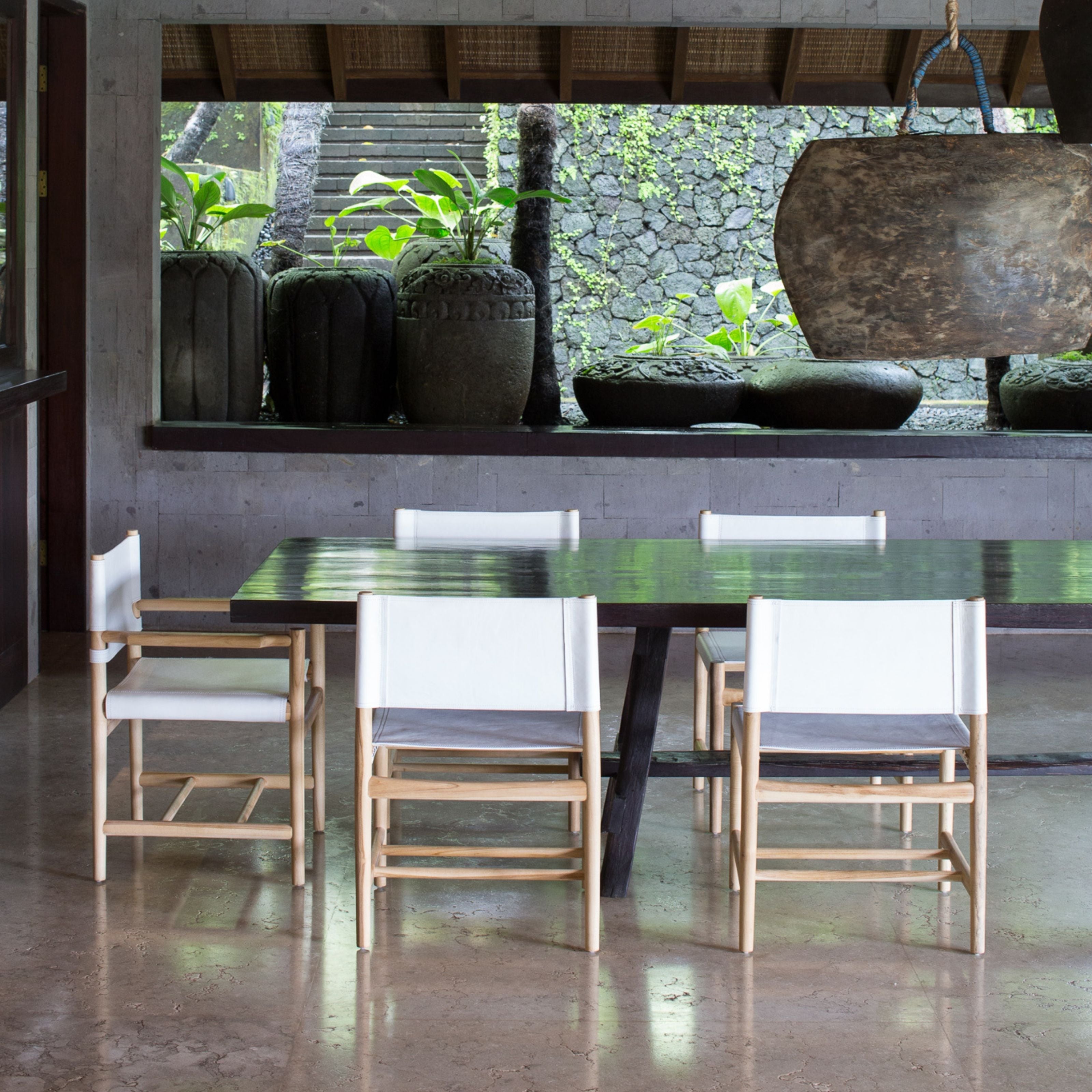 armless claire in white