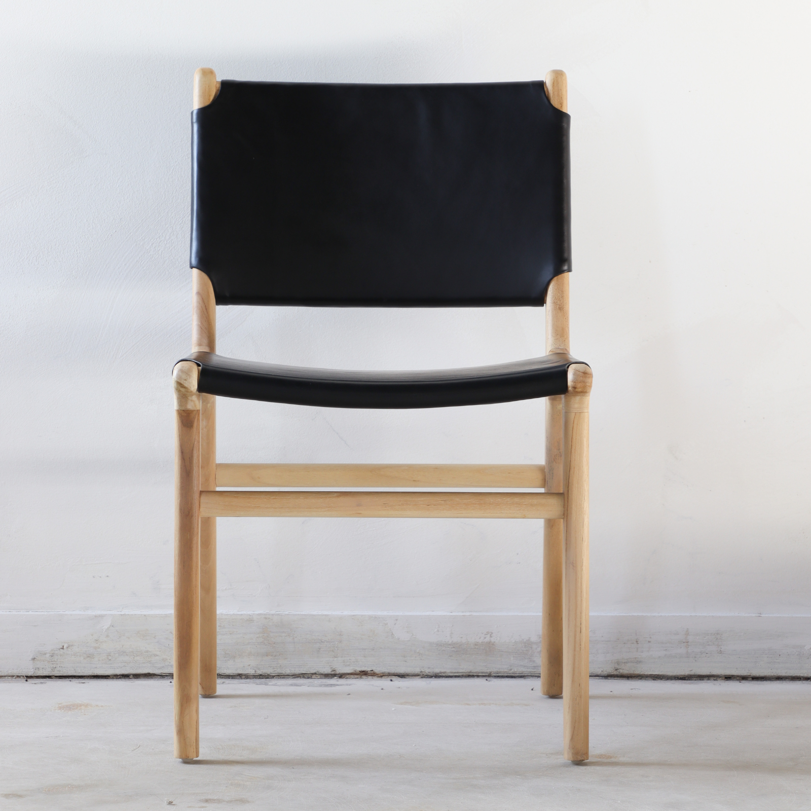 anna in natural / black