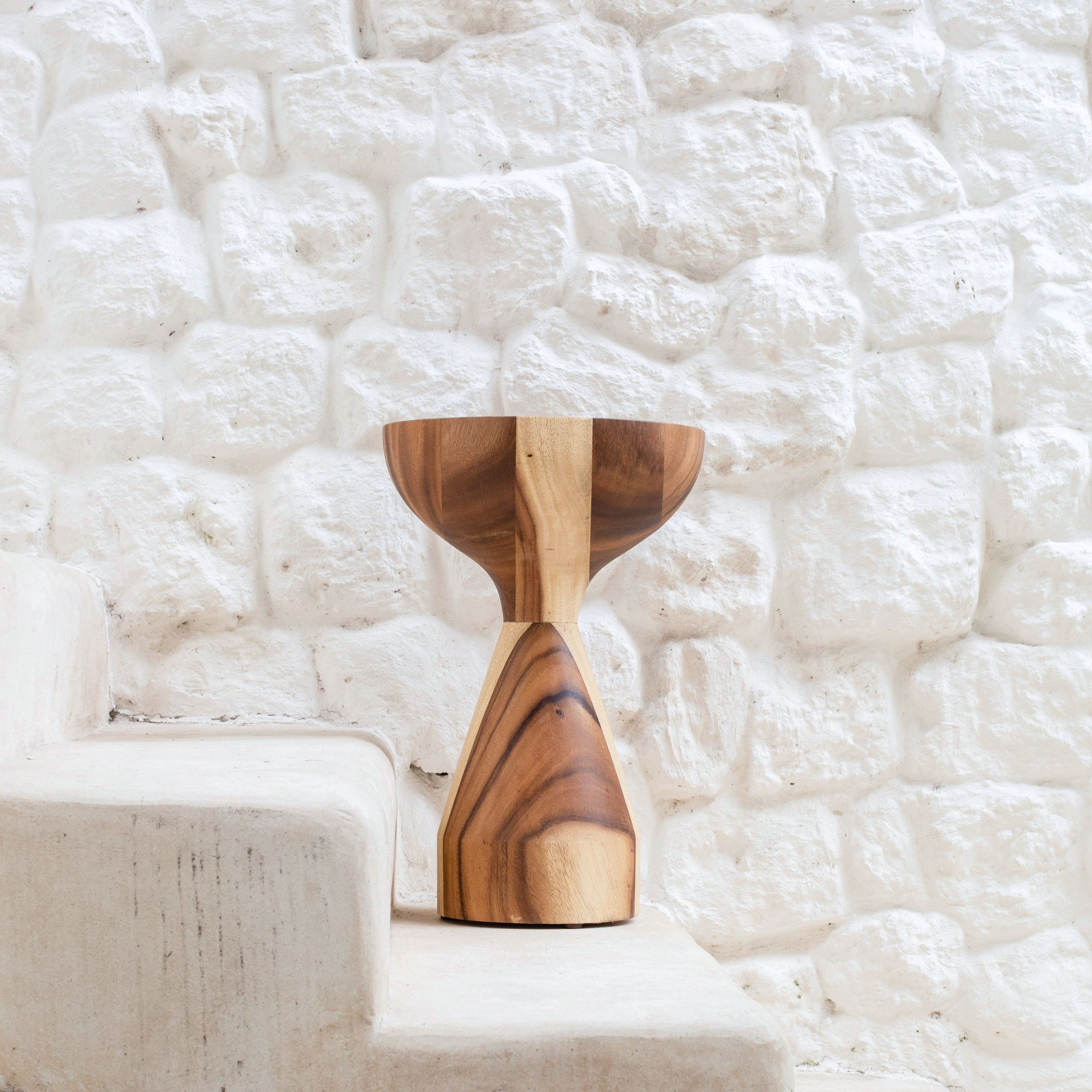 clara side table in natural