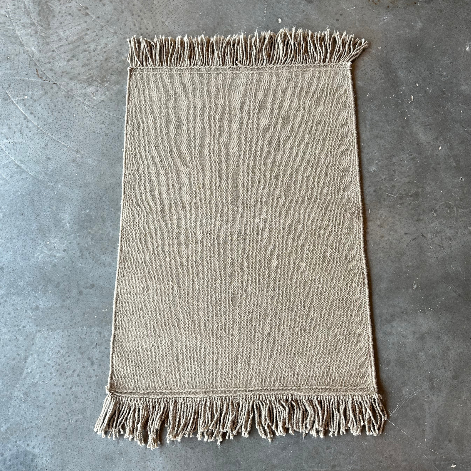 NEW! mia in sandcastle