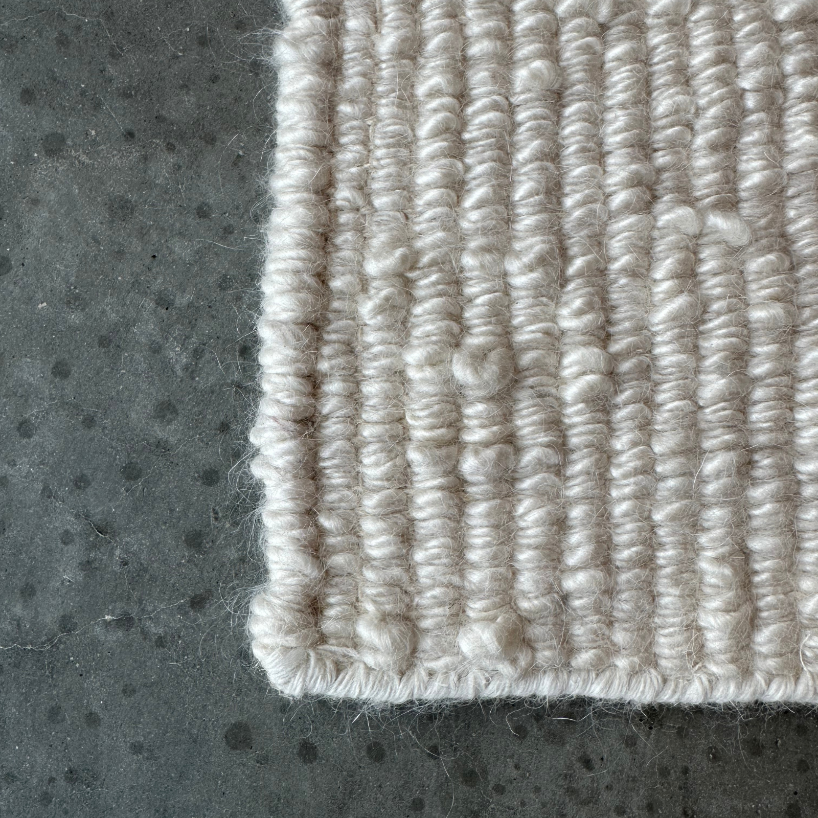 NEW! dominique in powder