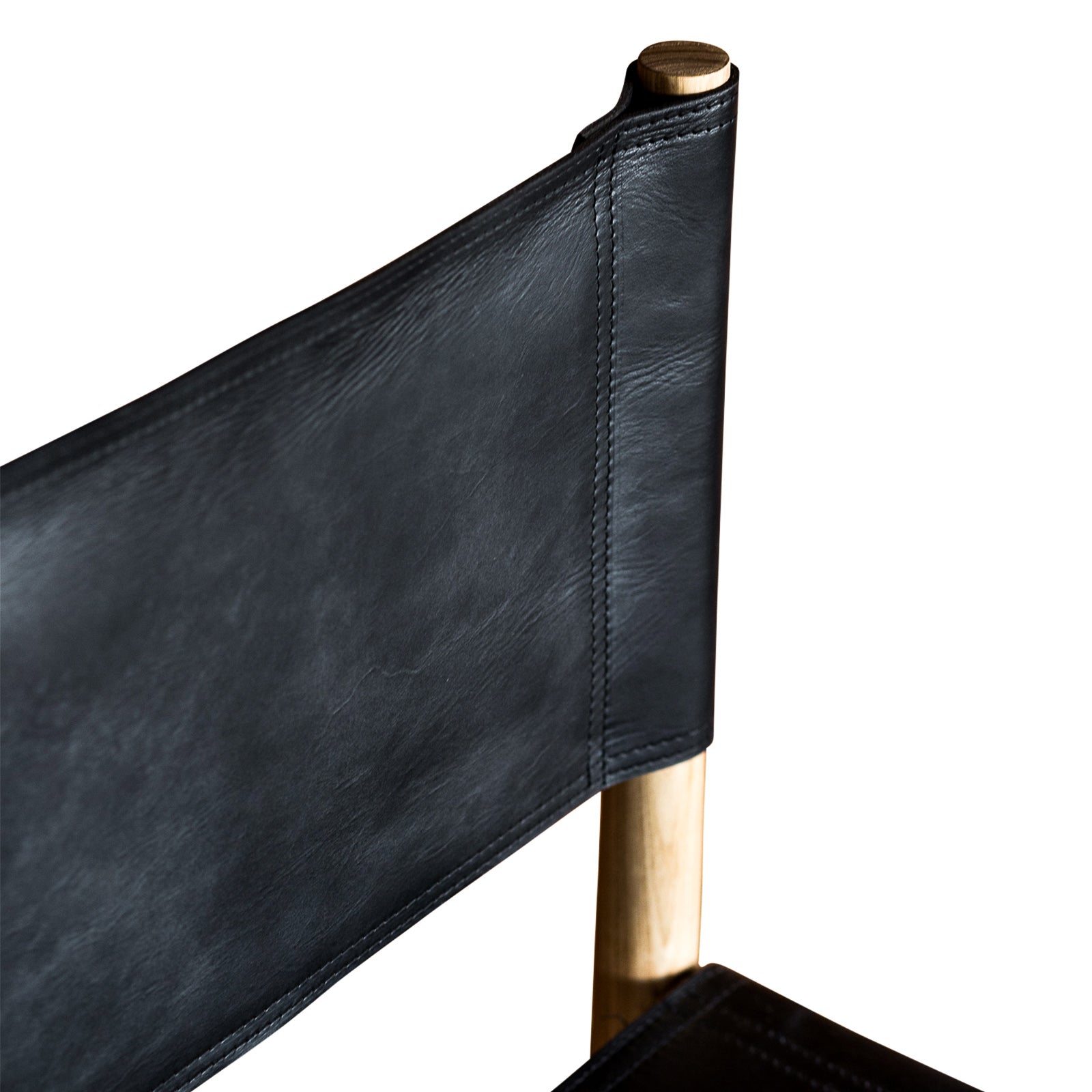 armless claire in black