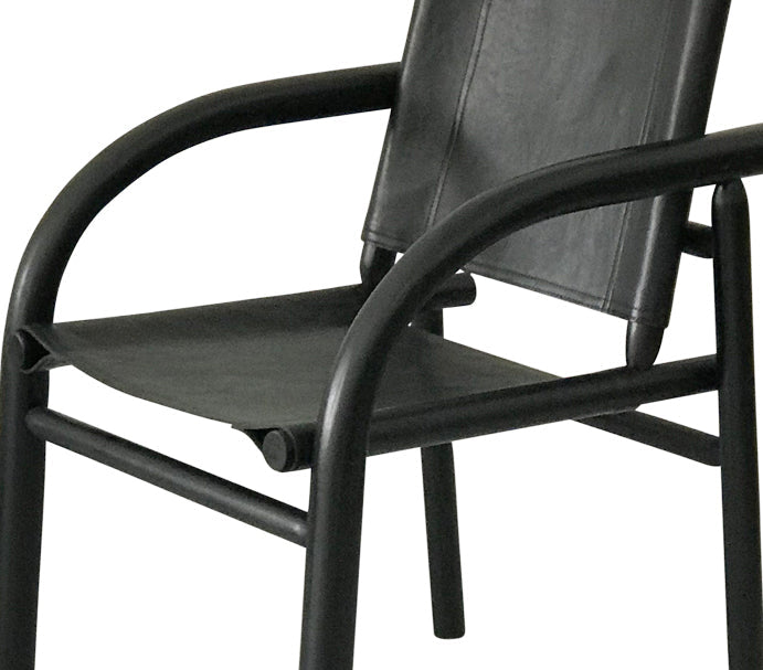 caro in black / black