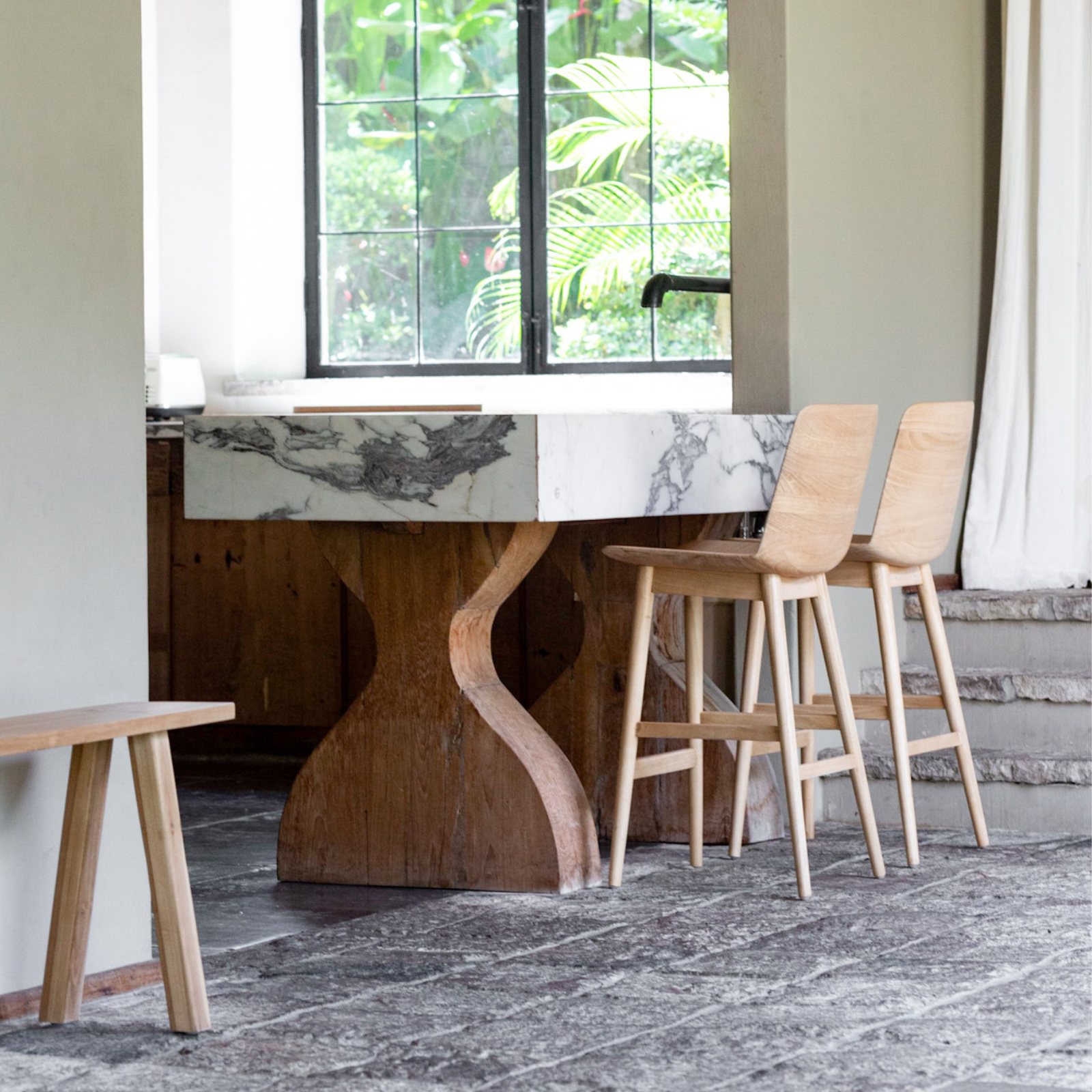 emilie stool in black